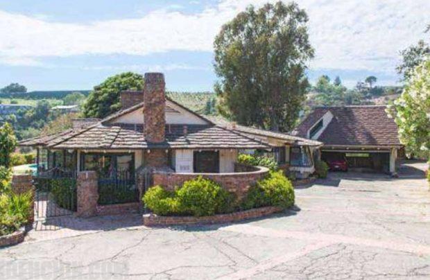 خانه ایلان ماسک 35 متری