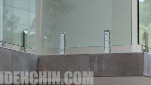 نرده شیشه ای