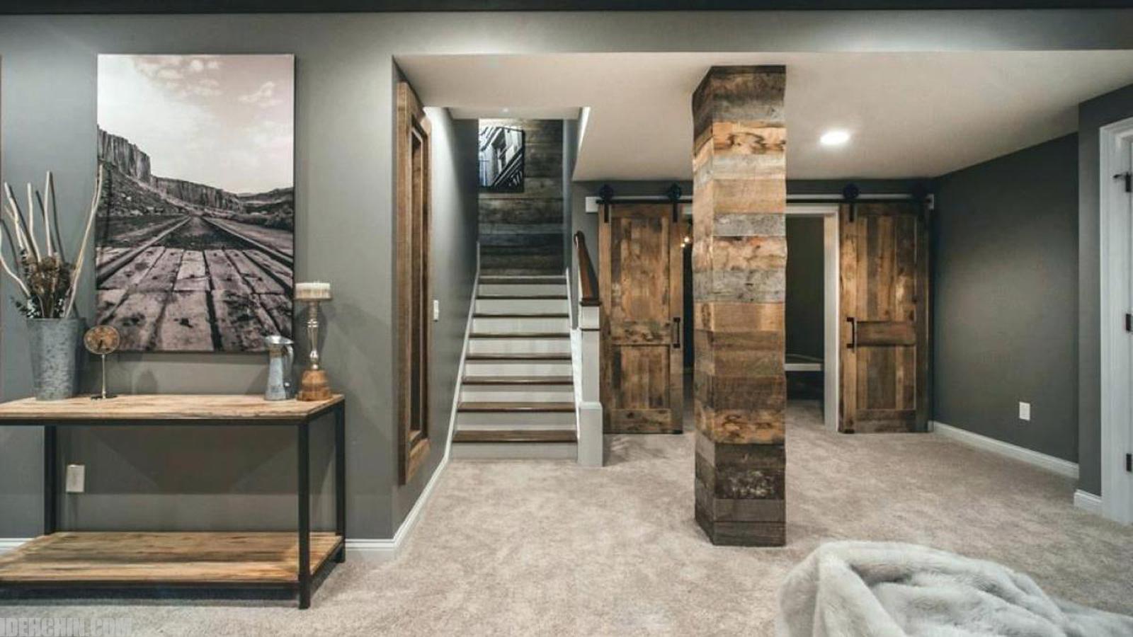 کاشی در تزیین ستون