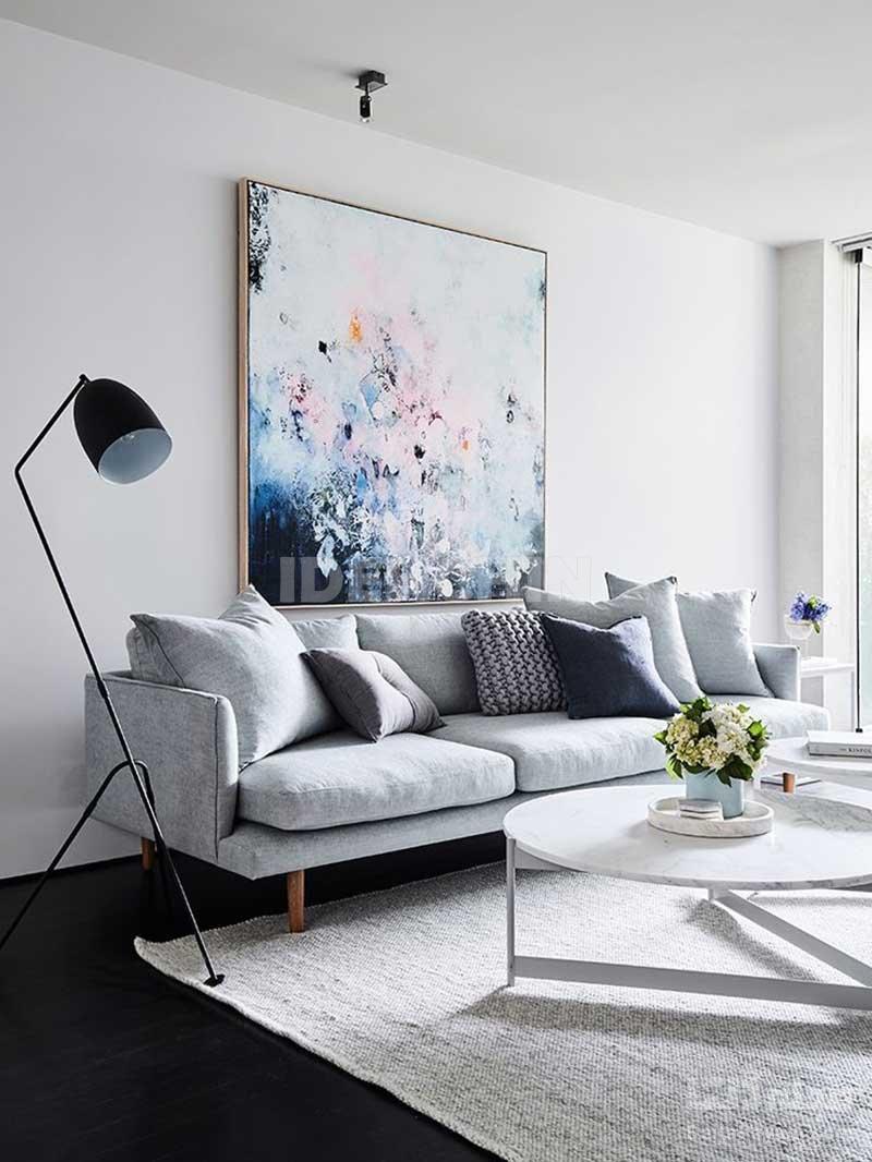 تابلو روی دیوار